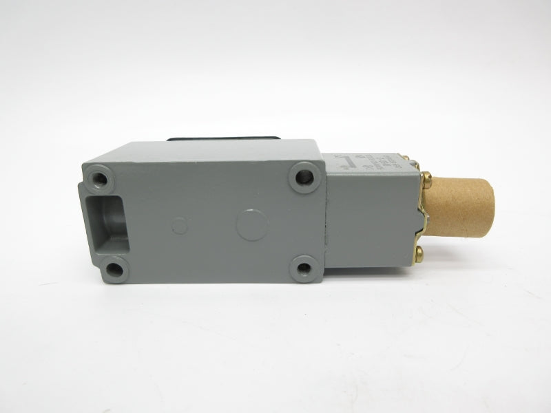 ALLEN BRADLEY 802T-DS7 SER. D 600VAC 60A (BK/YL) NSMP