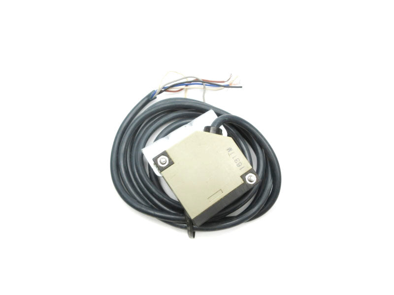 OMRON E3JK-DS30M1 24/240VAC UNMP