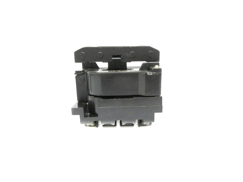GENERAL ELECTRIC CR306B102 120V 18A (AS PICTURED) UNMP