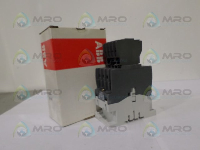 ABB A26-30-32 1SBL241001R8032 CONTACTOR *NEW IN BOX*