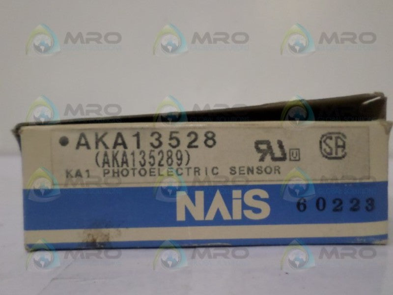 NAIS AKA13528 PHOTOELECTRIC SENSOR *NEW IN BOX*