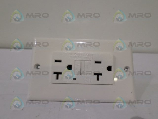 SMART ELECTRIC M9620WH GFCI OUTLET *NEW IN BOX*
