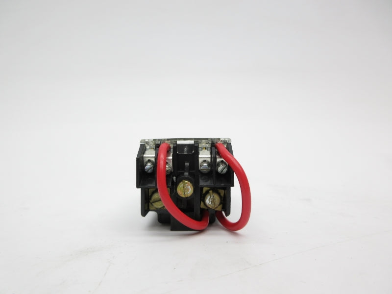 ALLEN BRADLEY 800MR-PT16GS SER. D 120V (WH) NSMP