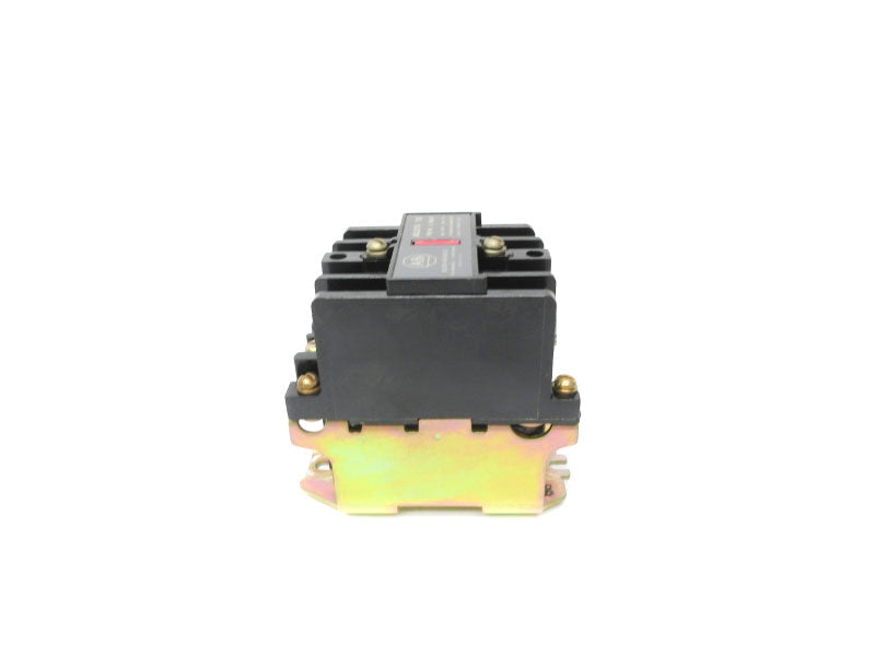 ALLEN BRADLEY 700-N200A24 SER. B 24V NSNP