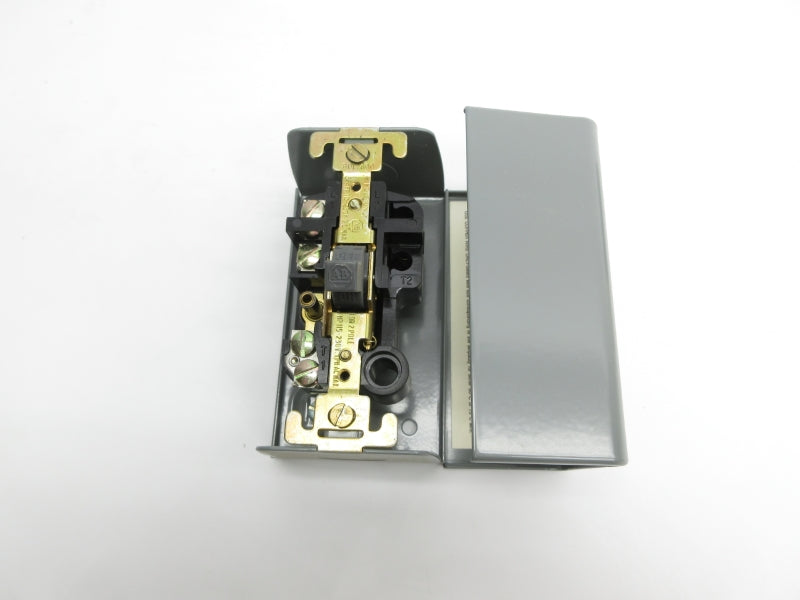 ALLEN BRADLEY 600-TAX4 SER. B 277V (BK/YL) NSMP