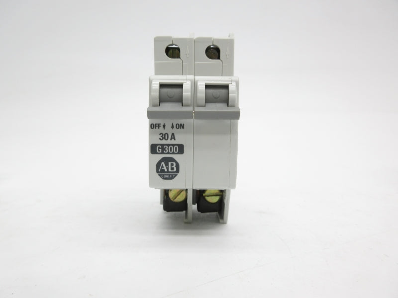 ALLEN BRADLEY 1492-CB2G300 SER. A 480VAC 30A (BL/YL) NSMP
