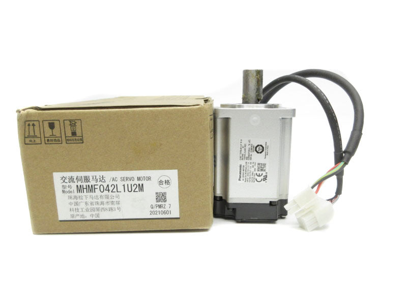 PANASONIC MHMF042L1U2M 131VAC 2.1A NSMP