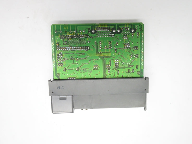 ALLEN BRADLEY 1747-L532 SER. D F/W 14 24VDC (NO KEY/DOOR) UNMP