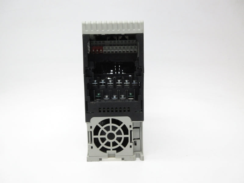 ALLEN BRADLEY 25B-D4P0N104 SER. A F/W 5.001 380-480VAC NSNP
