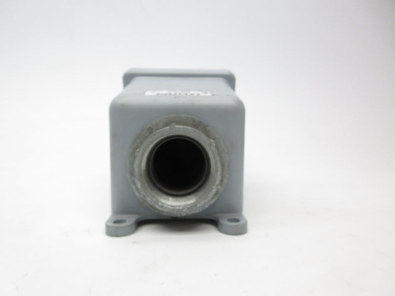 LEVITON 460R9W with BX60-V UNMP