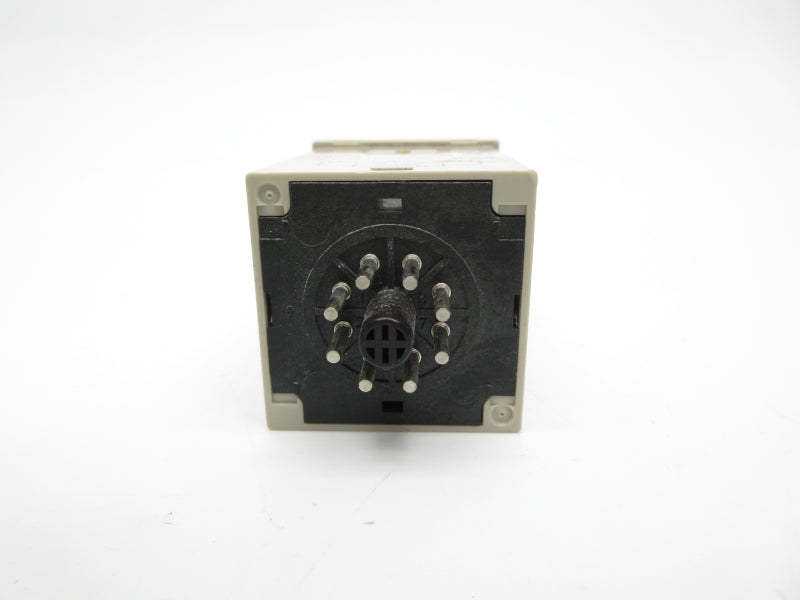 OMRON H3BH-8 100/110/120VAC 0.5-10MIN NSNP