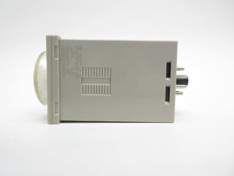OMRON H3BH-8 100/110/120VAC 5A 0.5-10M NSNP