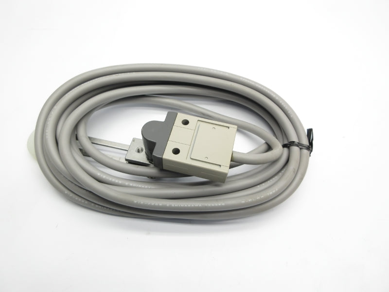 OMRON D4C-9100 250V 5A NSNP