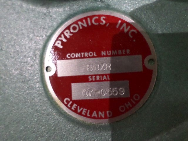PYRONICS 8BZR BALANCED ZERO REGULATOR *NEW NO BOX*