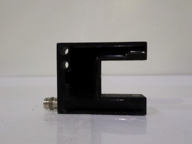 DI-SORIC OGU-020-P3K-TSSL LIGHT BARRIER SENSOR 10-35VDC *USED*