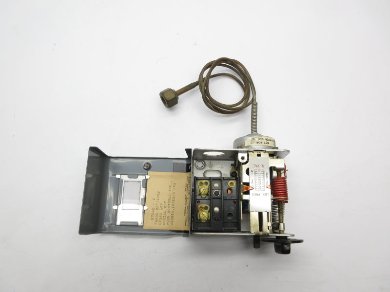 PENN CONTROLS P70AB-2 208/240V 20"/100" UNMP