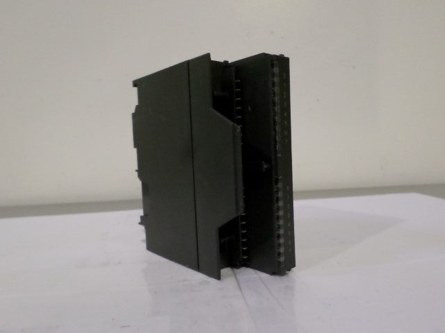 SIEMENS 6ES7 321-1BH02-0AA0 INPUT MODULE (AS PICTURED)*USED*