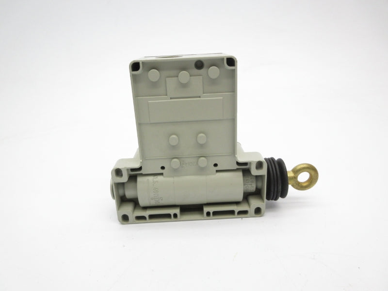 TELEMECANIQUE XY2CE1A290H7 240V 3A NSNP