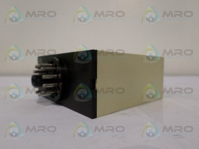 CARLOS GAVAZZI SD210115 INDUCTIVE SENSOR RELAY 115V *NEW IN BOX*