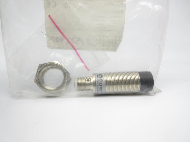 ALLEN BRADLEY 872C-DH8NP18-D4 SER. E 10-30VDC NSMP