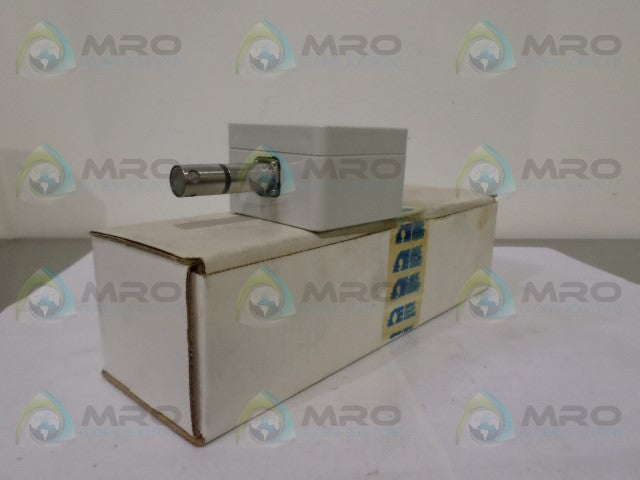 OMEGA HX93AC HUMIDITY TEMPERATURE TRANSMITTER *NEW IN BOX*