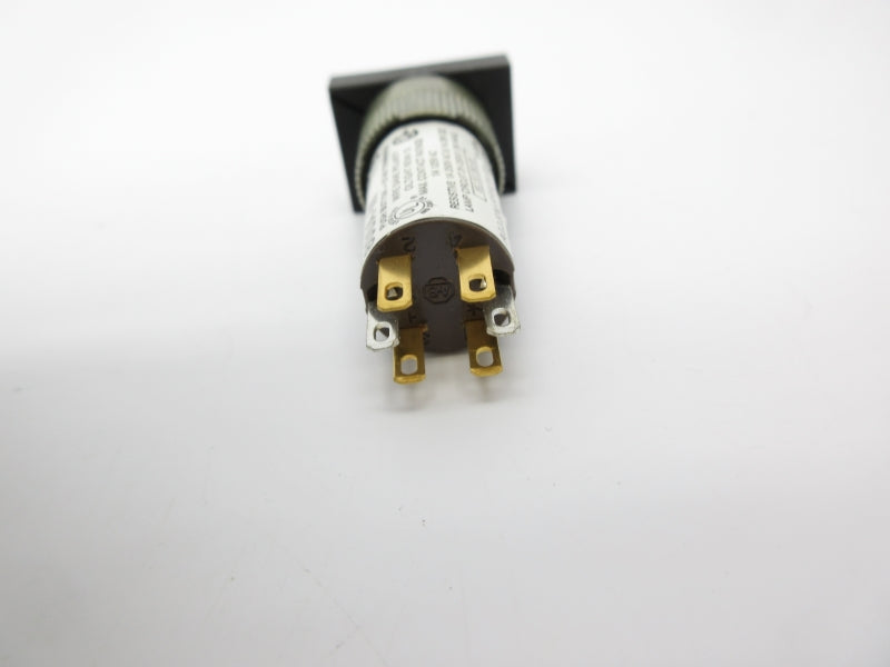 ALLEN BRADLEY 800A-M SER. B 125/250VAC 1A NSNP