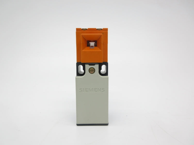 SIEMENS 3SE3200-0XE 230VAC 6A NSMP