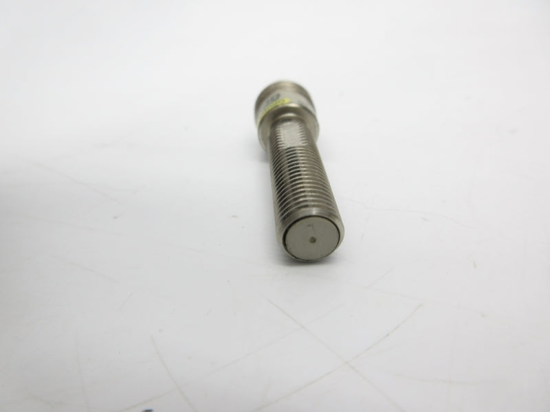 OMRON E2E-X2D2-M1 12-24VDC UNMP