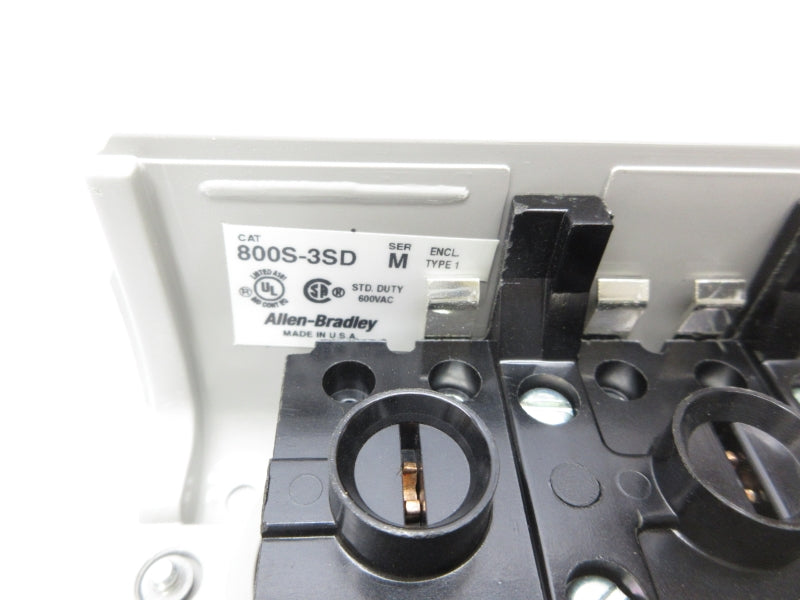 ALLEN BRADLEY 800S-3SD SER. M (WH) NSMP