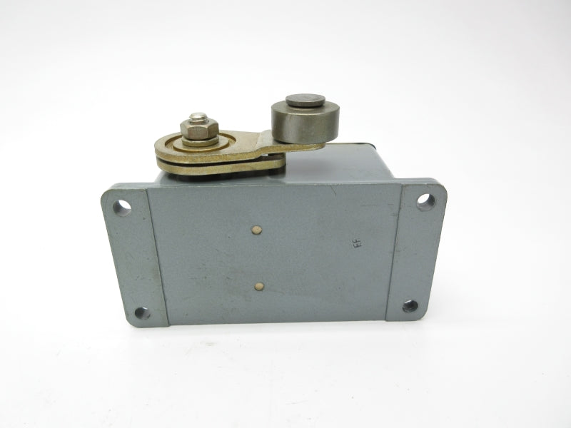 ALLEN BRADLEY 801-ASA12 SER. A 600VAC/DC (BR/YL) NSMP