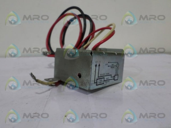 HONEYWELL R841D1028 LOW VOLTAGE RELAY 24V NSNP