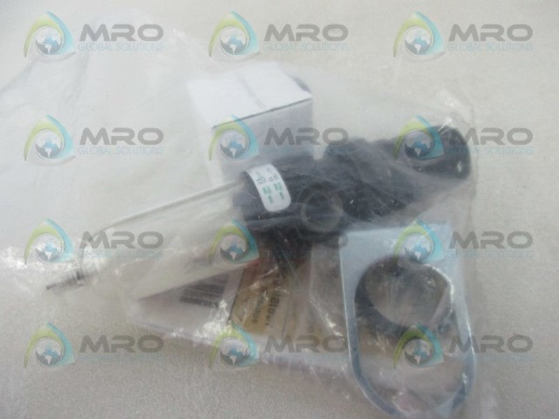 SPEEDAIR 4ZK76 FILTER REGULATOR * NEW IN FACTORY BAG *