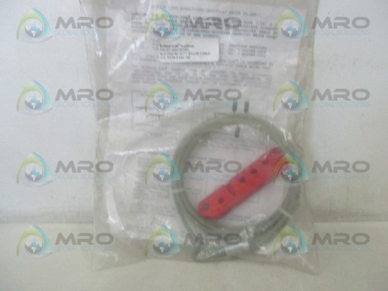 SCISSOR-LOK SKL-I300 CLAMPING LOCKOUT  NSMP