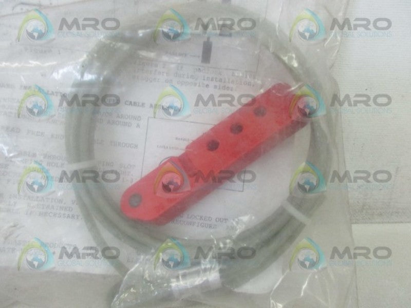 SCISSOR-LOK SKL-I300 CLAMPING LOCKOUT  NSMP