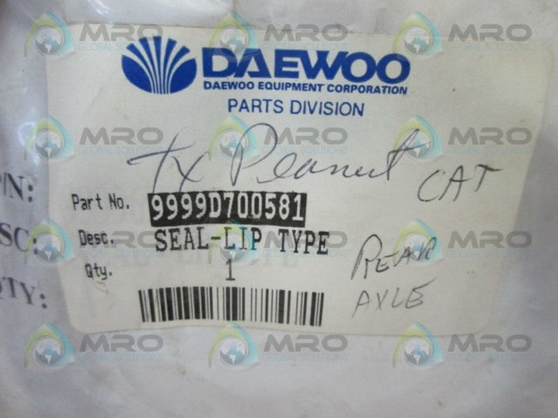 DAEWOO 9999D700581 SEAL-LIP TYPE * NEW IN FACTORY BAG *