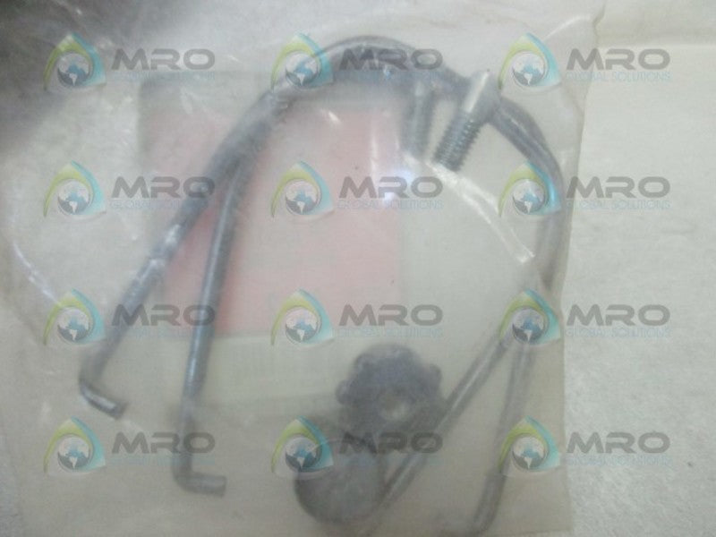 TRACTOR 70223248 BAIL ASSEMBLY (PK OF 2)  NSMP