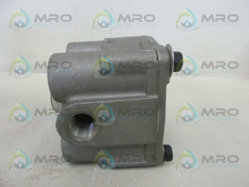 BENDIX T-294304-B AIR BRAKE CHECK VALVE * NEW IN BOX *