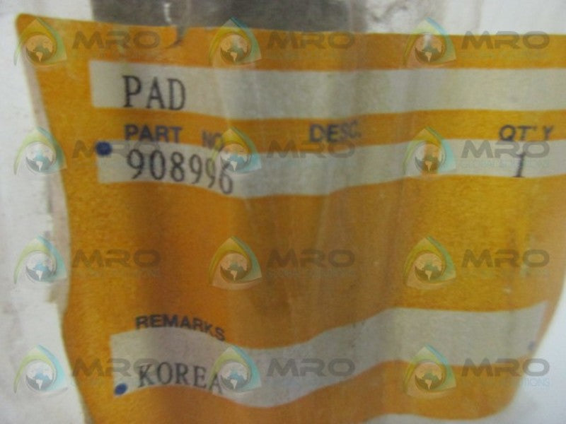 CATERPILLAR 908996 FORKLIFT WEAR PAD * NEW IN FACTORY BAG *