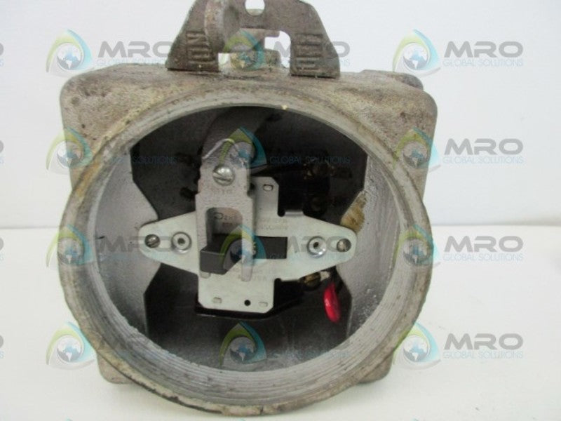 APPLETON GUSC75-4 TUMBLER SWITCH EXPLOSION PROOF  UNMP