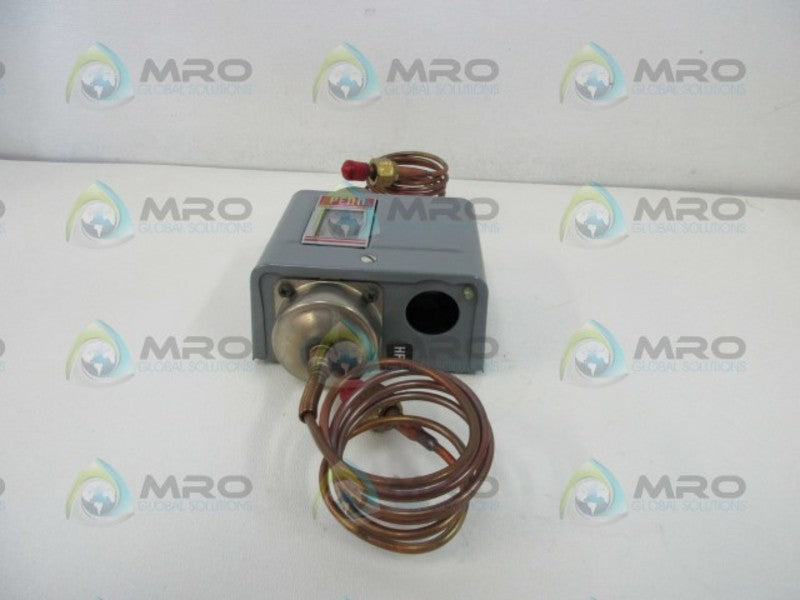 JOHNSON CONTROLS P7ABA-1 PRESSURE CONTROLLER  NSNP
