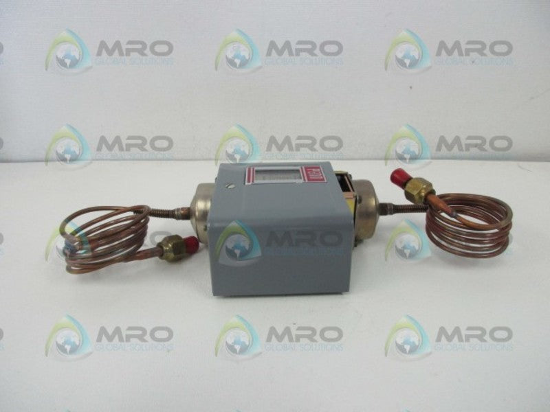 JOHNSON CONTROLS P7ABA-1 PRESSURE CONTROLLER  NSNP