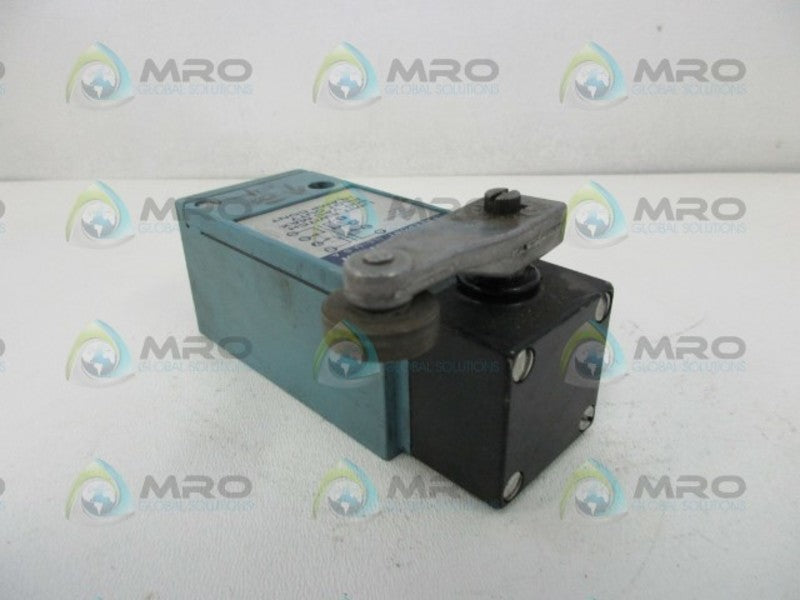 HONEYWELL LSP7L LIMIT SWITCH (AS PICTURED)  UNMP