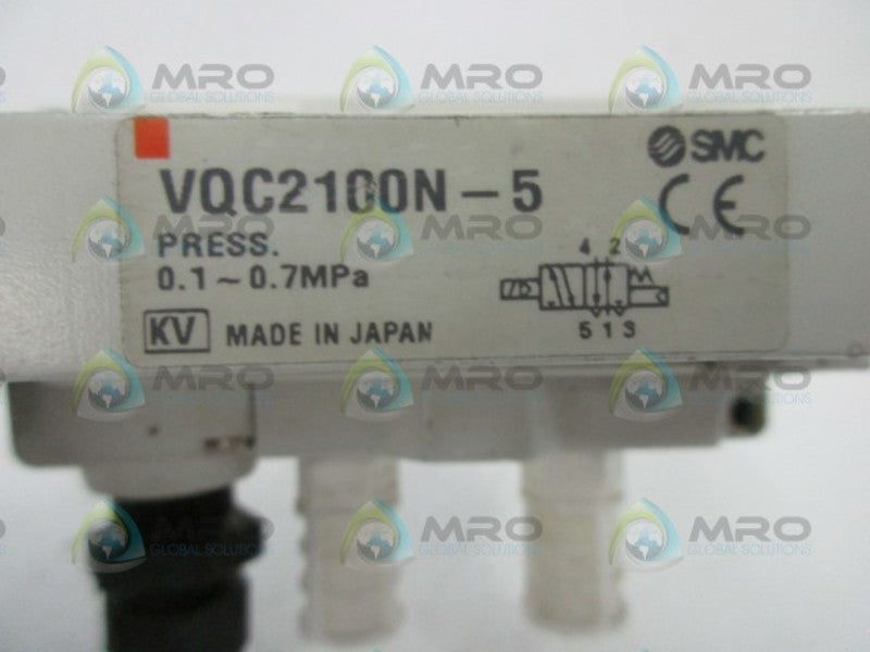 SMC VQC2100N-5 PNEUMATIC VALVE (AS PICUTRED)  UNMP