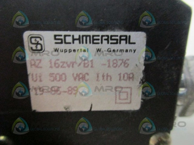 SCHMERSAL AZ-16ZVR/B1-1876 INTERLOCK SWITCH  UNMP