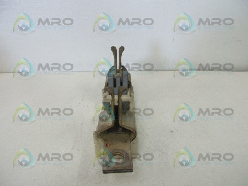 SIEMENS 3NH7-420 FUSE BASE  UNMP