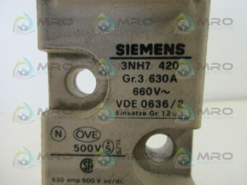 SIEMENS 3NH7-420 FUSE BASE  UNMP