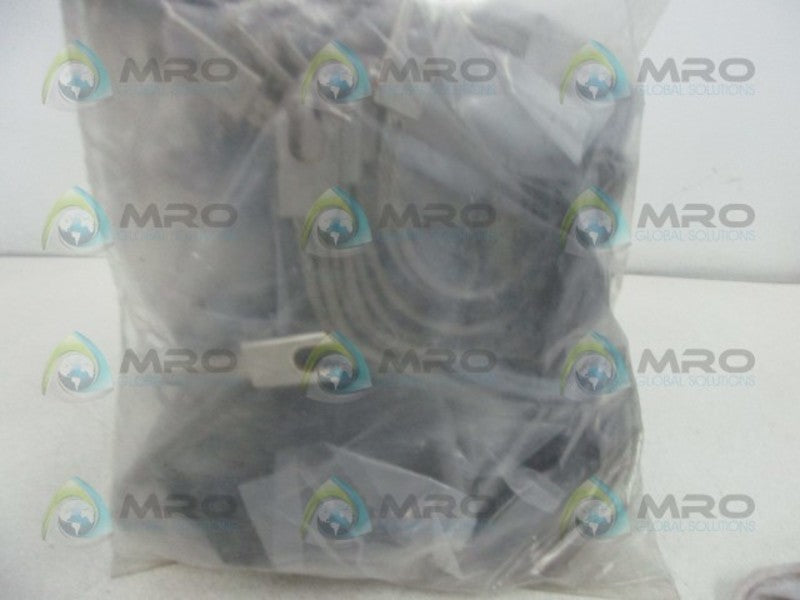 INDUSTRIAL MRO 140161031-53 CARBON BRUSH (PKG OF 21) * NEW IN FACTORY BAG *