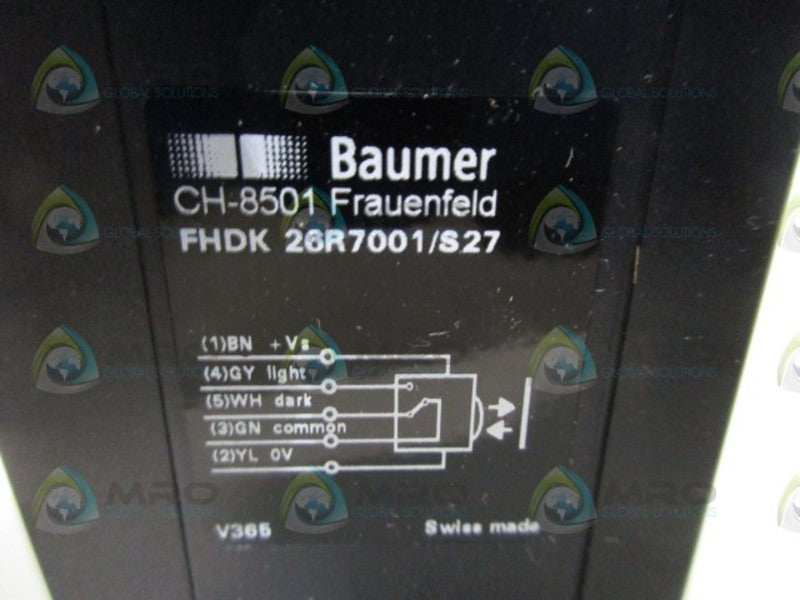 BAUMER FHDK FHDK26R7001/S27 BACKGROUND SUPPRESSION DIFFUSE SENSOR  NSNP