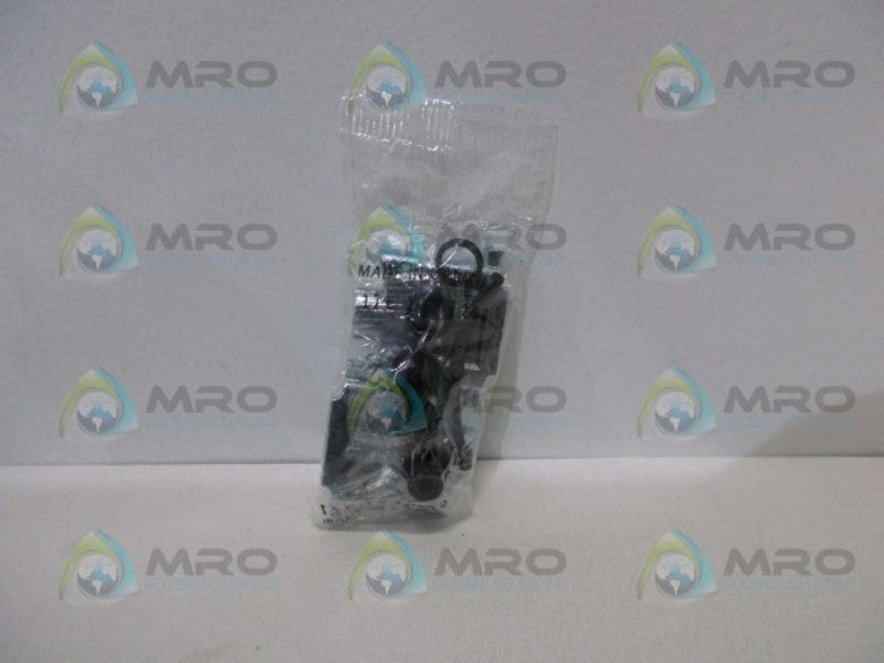 AMPHENOL 17E165725 D SUB BACKSHELL  NSMP
