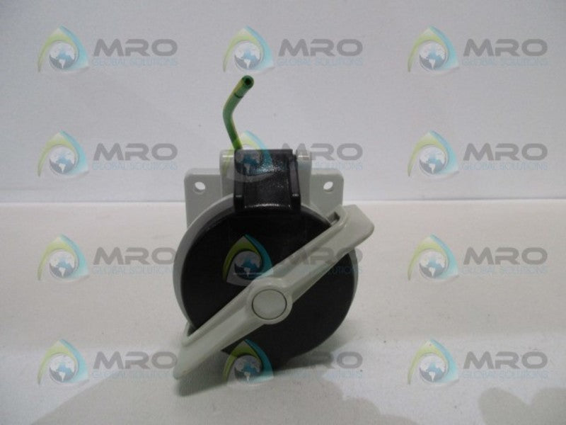 MENNEKES 520R5W RECEPTACLE  NSNP